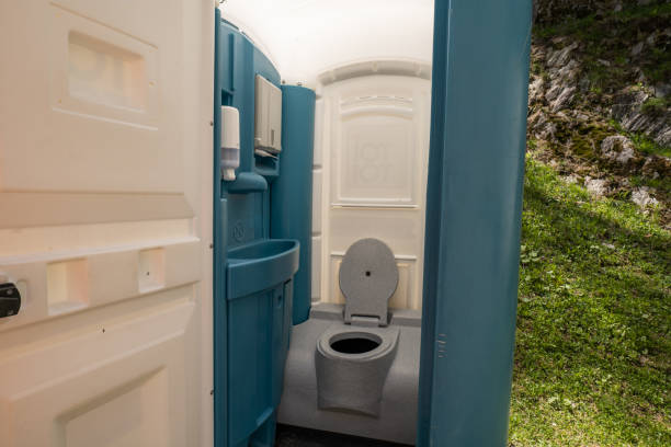 Best Portable toilet rental cost  in Versailles, OH